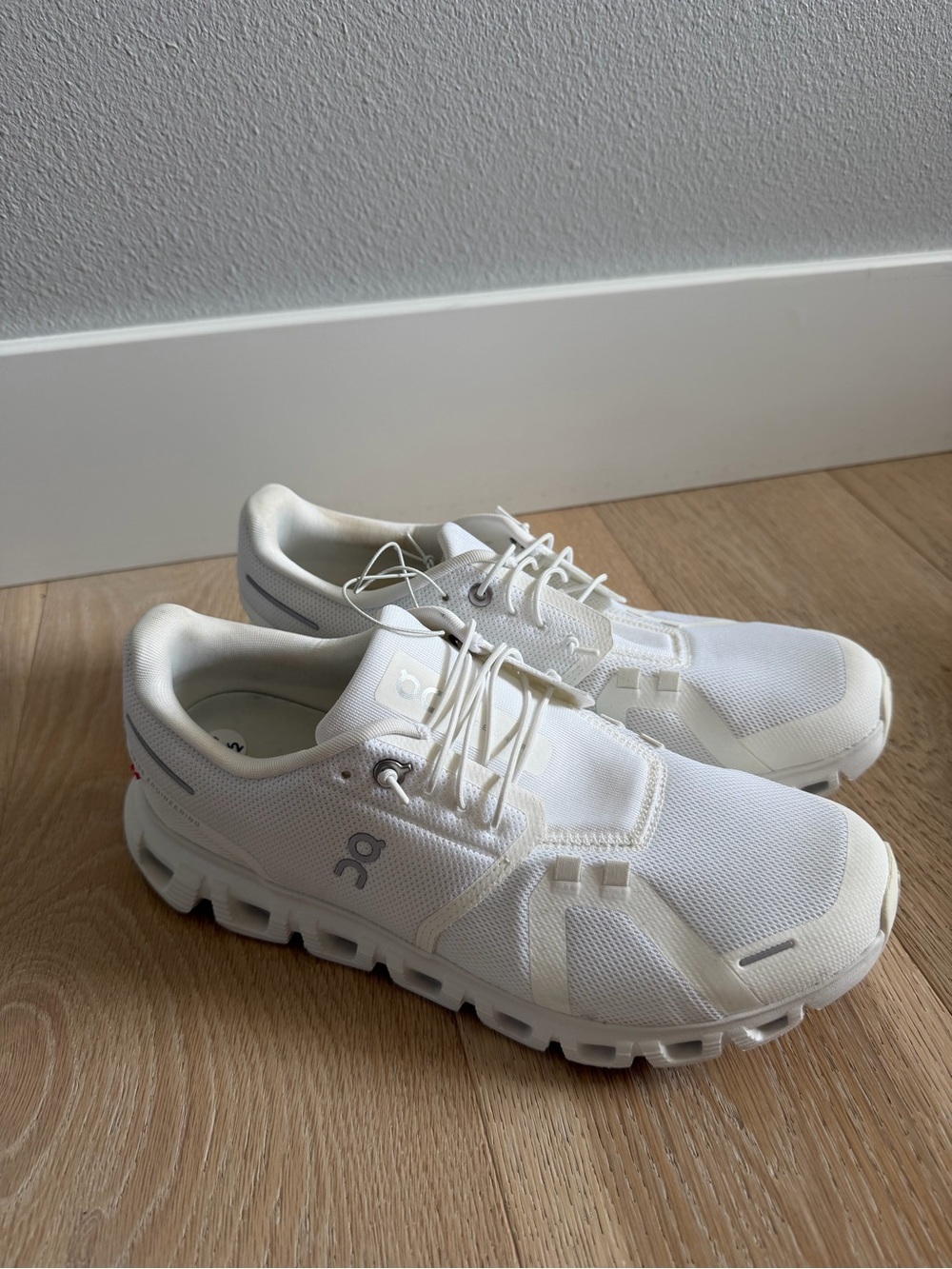 On Running Men's White Cloud Athletic Running Shoes